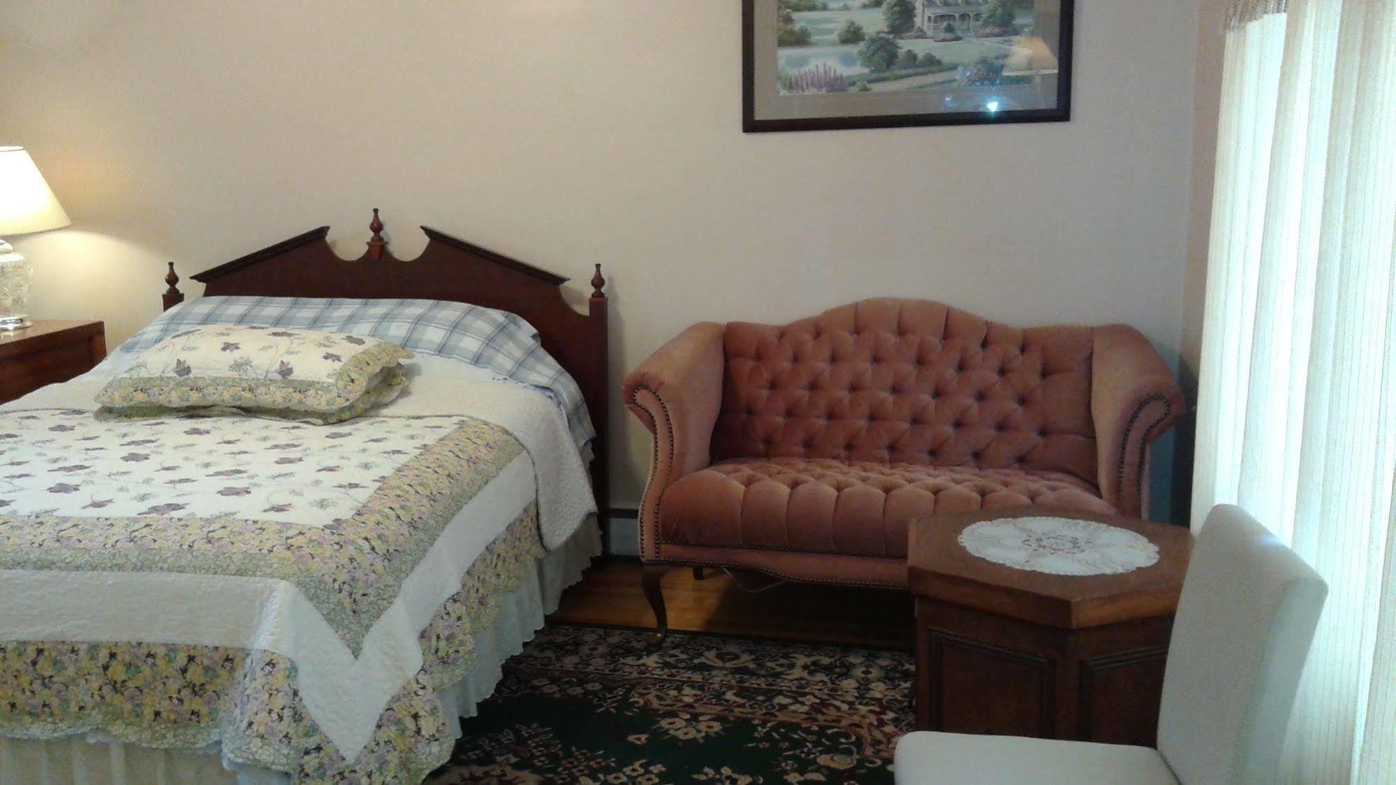 Glory Inn Downtown 蒙古顿 外观 照片
